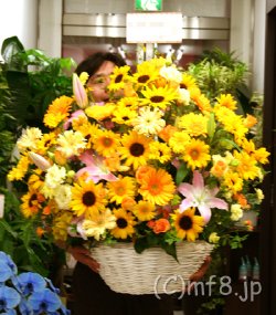 公演お祝いの花/大きなアレンジ花/名古屋市内送料無料