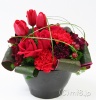 還暦祝い/赤い花のアレンジメント
