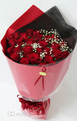 28歳の誕生日に贈る28本の赤いバラ
