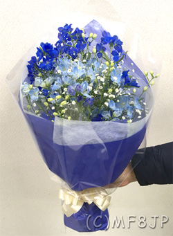 ブルーウォーターの花束/男性に贈る花束/海・空がテーマの花束としてご利用いただけます