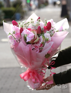 春色の優しい色花束/名古屋市内に当日配達します
