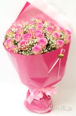 29歳の誕生日にプレゼント花束！かわいいピンクバラの花束